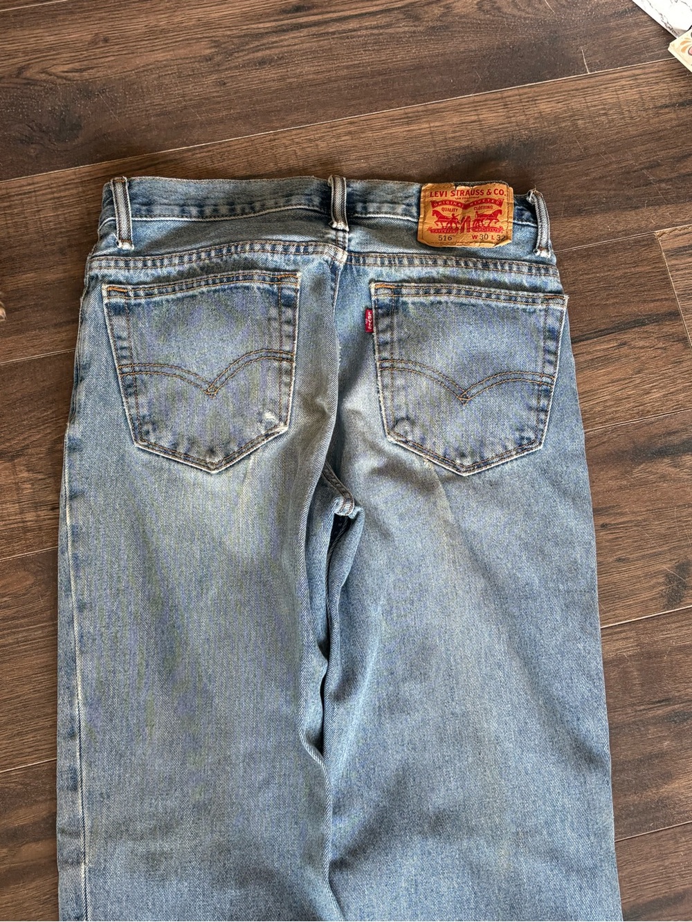 Ladies Levi’s Jeans 516